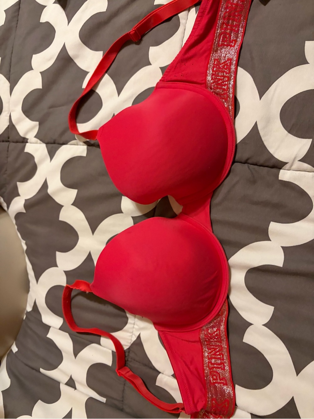 PINK Victoria's Secret Red Padded T-Shirt Bra